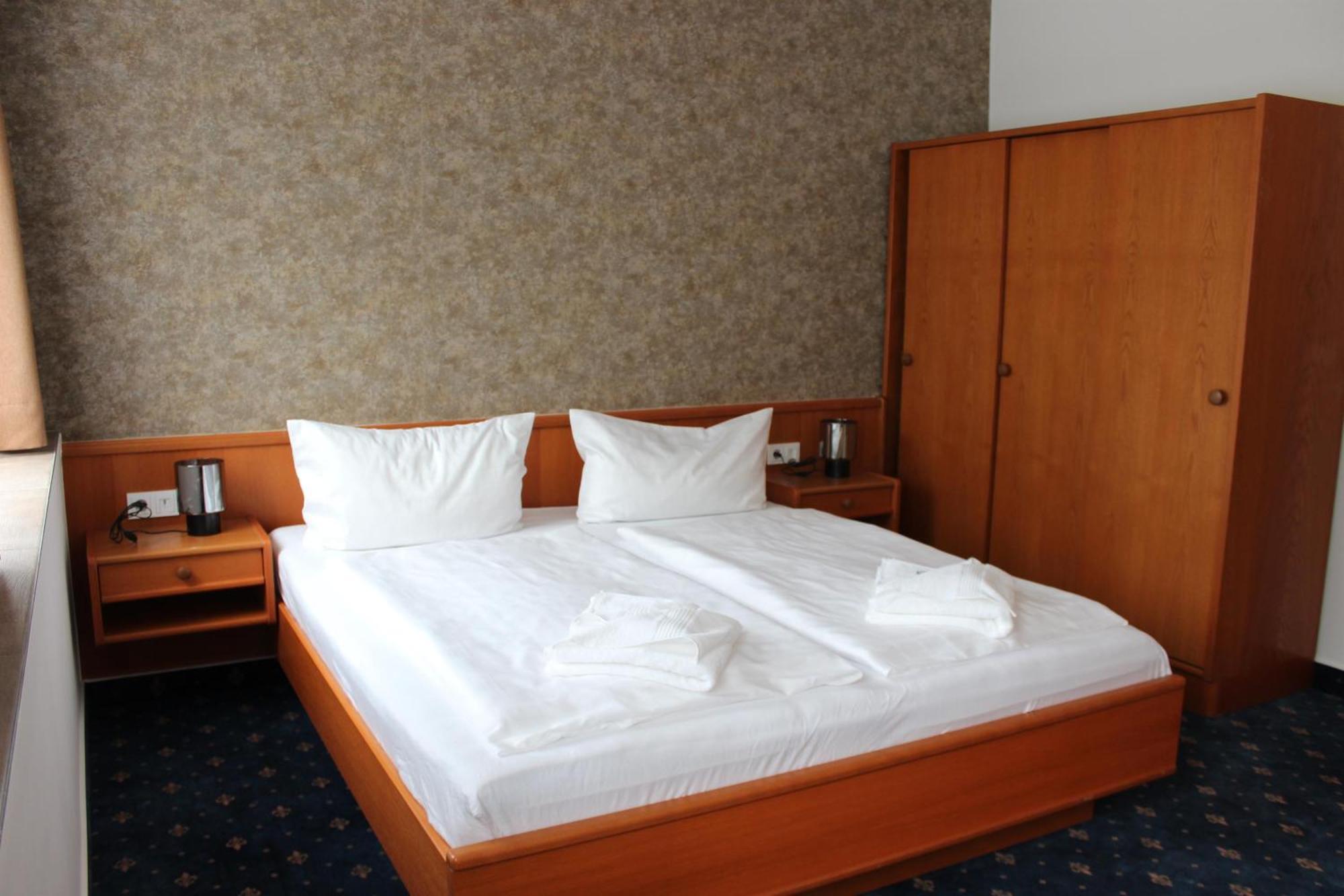 Hotel Saechsisches Haus Berggiesshübel Eksteriør billede