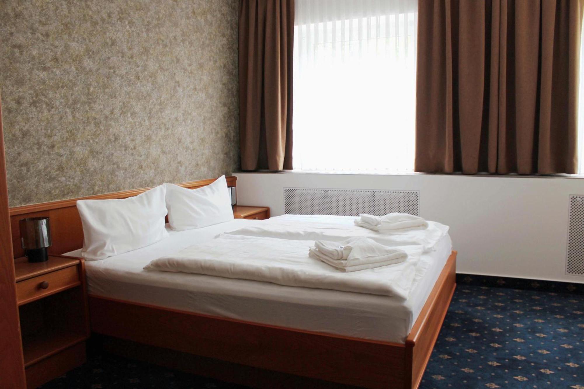 Hotel Saechsisches Haus Berggiesshübel Eksteriør billede
